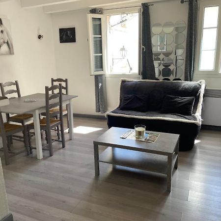 Appartement Des Penitents Сен Мари де ла Мер Екстериор снимка